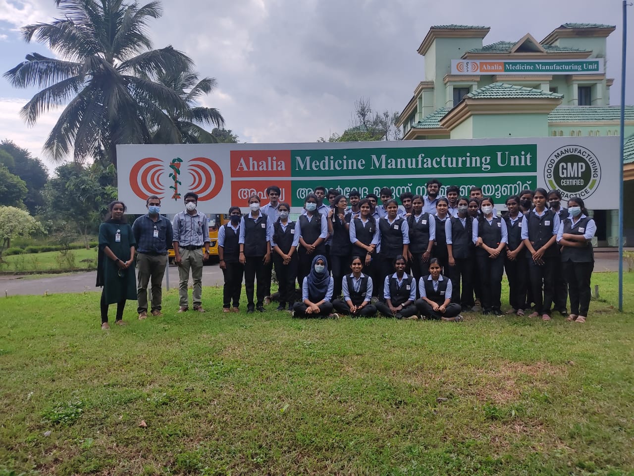 IV to Ahalia Medicine Manufacturing Unit